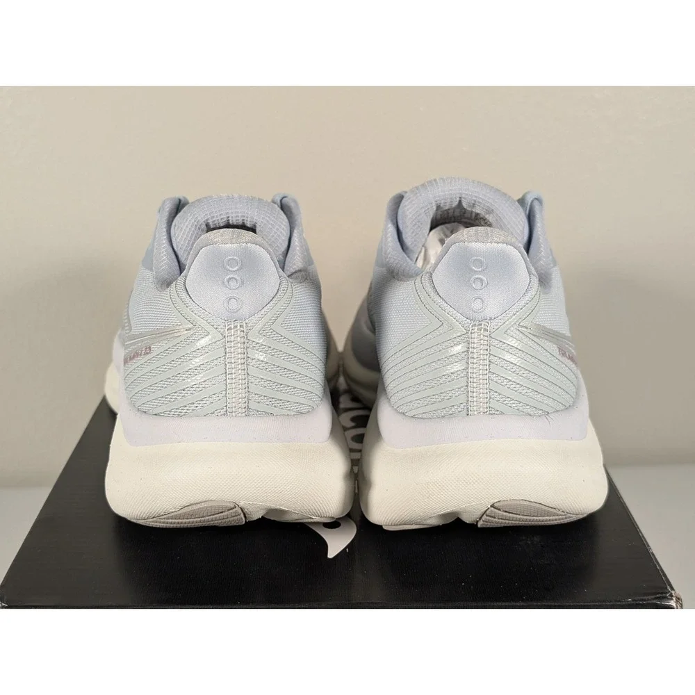 Saucony brand new